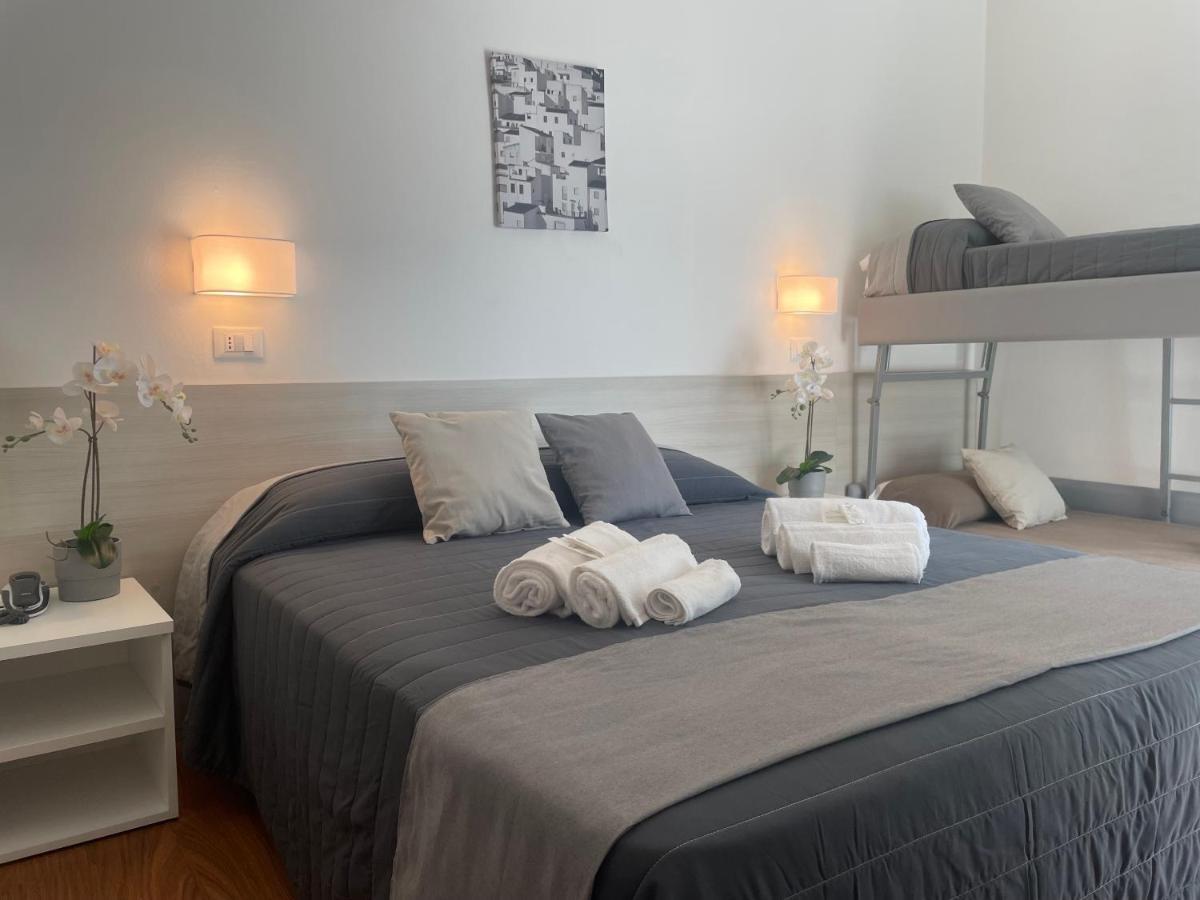Hotel Augustus Milano Marittima Ngoại thất bức ảnh