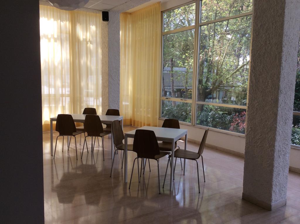 Hotel Augustus Milano Marittima Ngoại thất bức ảnh