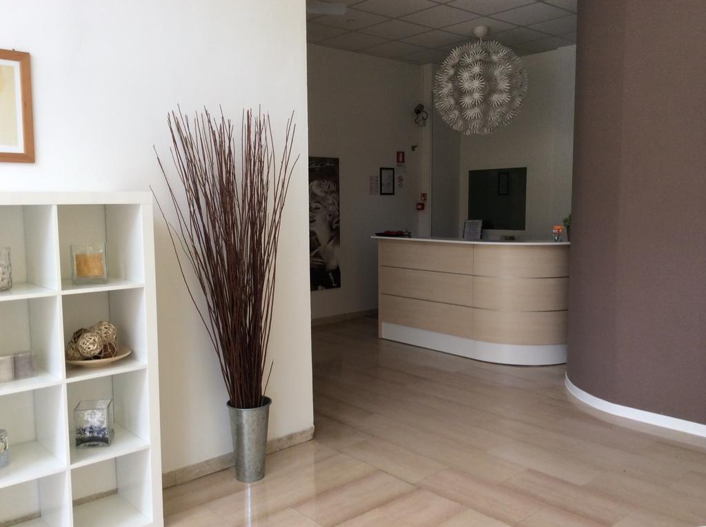 Hotel Augustus Milano Marittima Ngoại thất bức ảnh